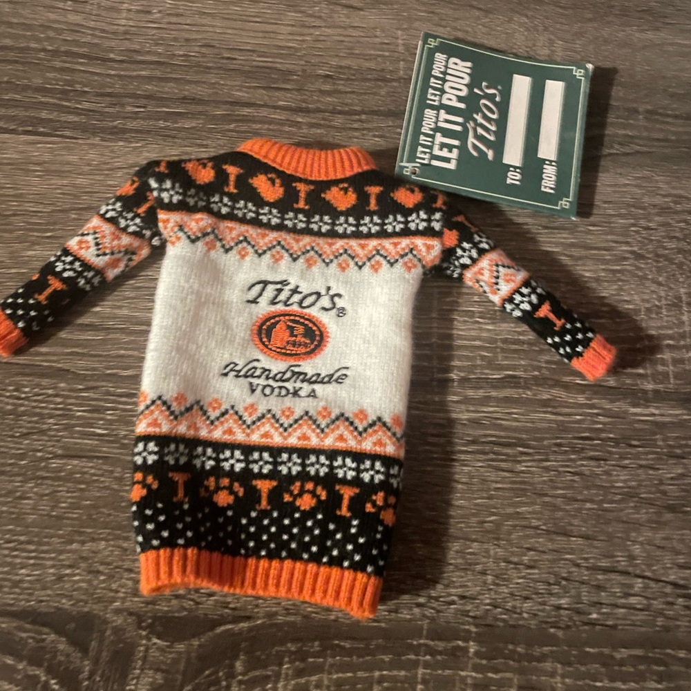 🆕 Tito’s Handmade Vodka Ugly Sweater koozie  w/Gift Tag Vodka For Dog People